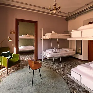 - Juvenil Albergue Sóller